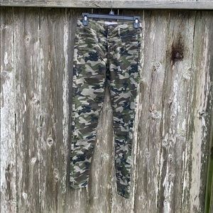 High waisted No Boundaries Camo Jeans